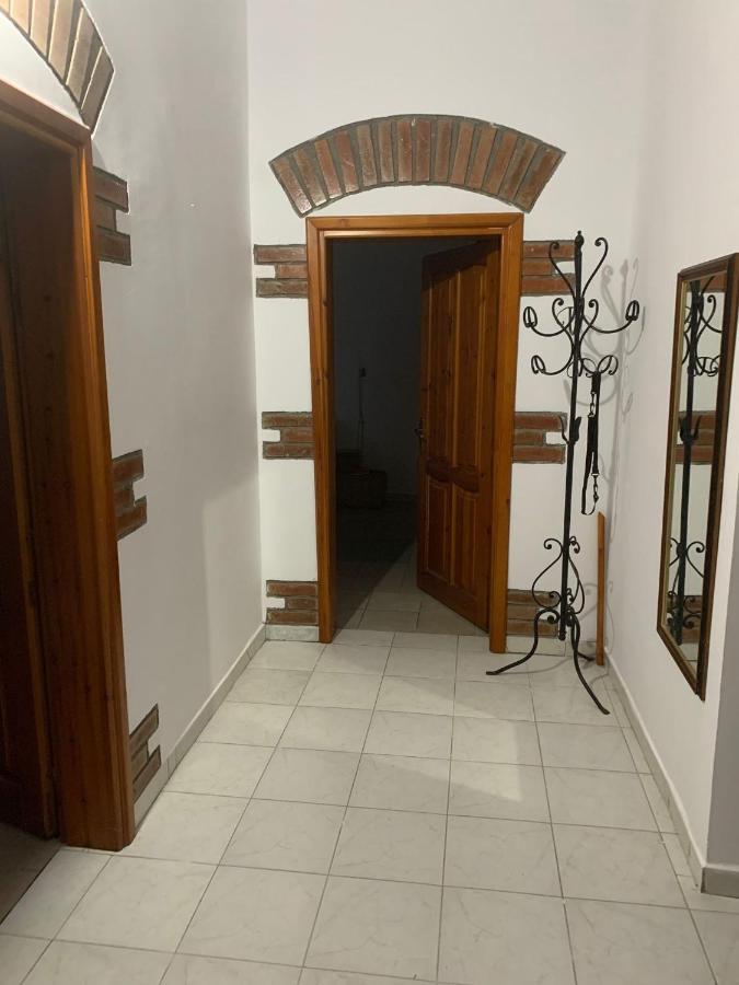 Apartement City Center Berati Exterior foto